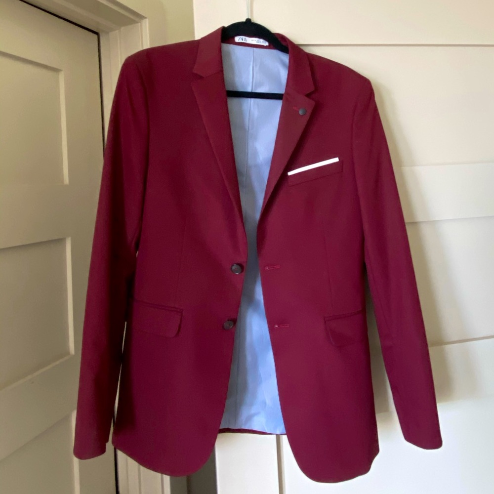 Brand: Zara, Size: (M), Color: Red
